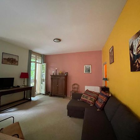 One Bedroom Apartment Place De L'Eglise, เซเรต์ ภายนอก รูปภาพ